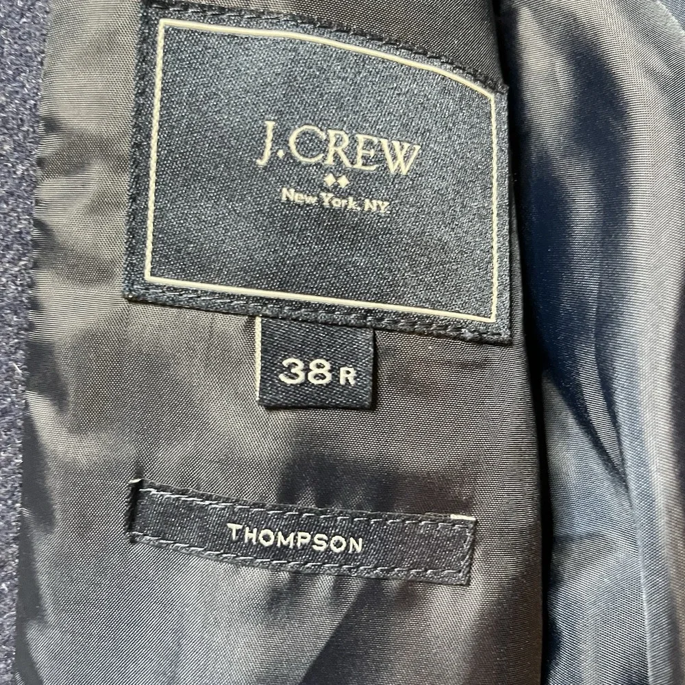 J.Crew Thompson Blazer 38 R Navy Blue Wool Blend Two Button Sport Coat Blazer